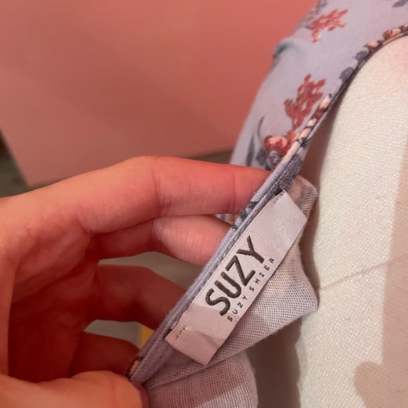 Floral Long Sleeve Top - Picture 4 of 4